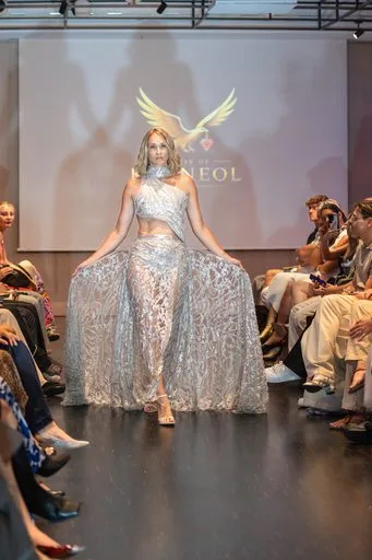 House of Karneol, 9 August 2026, show 5, Runway. Frame KRGZNF