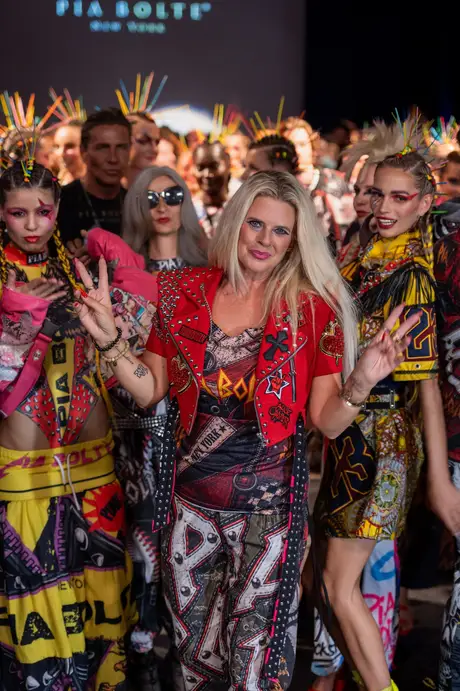Pia Bolte, 8 August 2026, show 6, Runway. Frame BURHEN