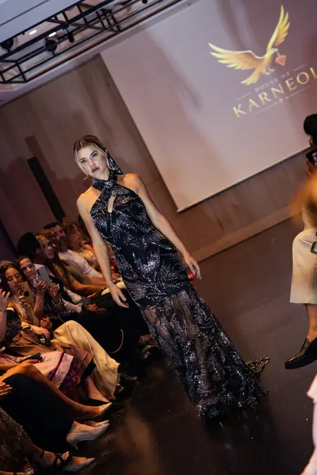 House of Karneol, 9 August 2026, show 5, Runway. Frame 8XSPPQ