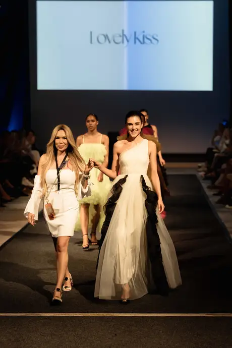 7 August 2026, show 2, Runway. Frame 8ST_DF