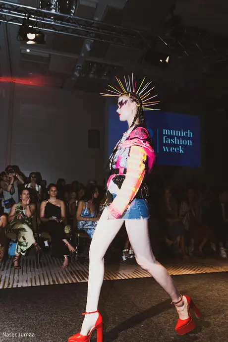 Pia Bolte, 8 August 2026, show 6, Runway. Frame NNB9-K