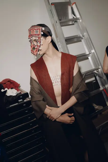 Backstage, 9 August 2026. Frame R3BEMH