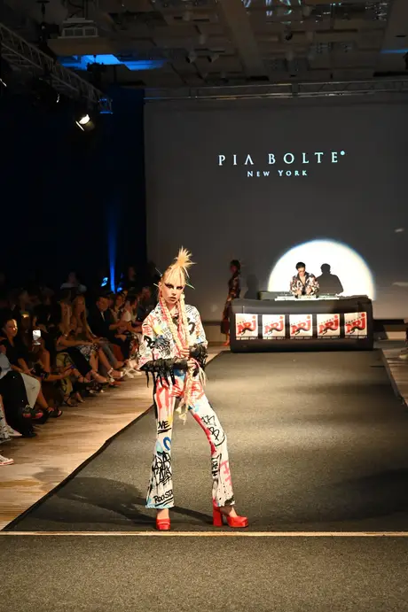 8 August 2026, show 6, Runway. Frame PKEBAN