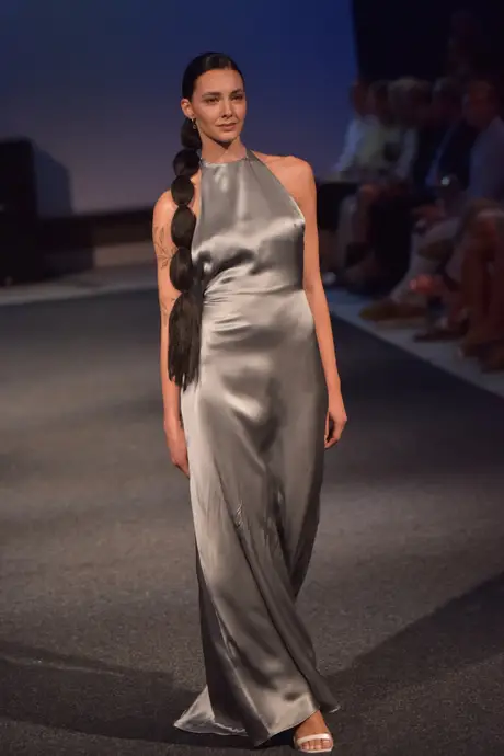7 August 2026, show 2, Runway. Frame G4BIJZ