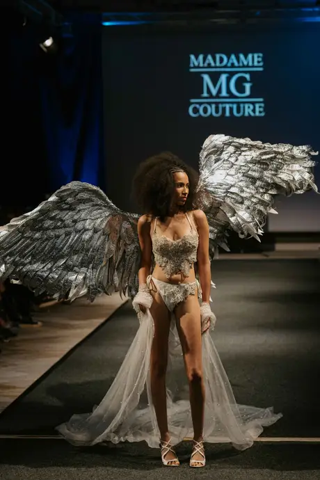 7 August 2026, show 2, Runway. Frame JO-0CC