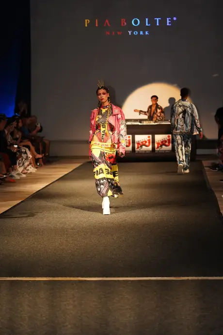 Pia Bolte, 8 August 2026, show 6, Runway. Frame LMFKZ0