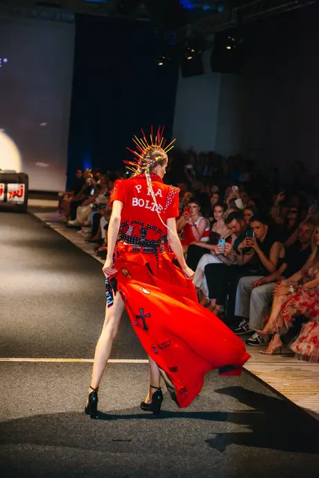 Pia Bolte, 8 August 2026, show 6, Runway. Frame XLG3O3