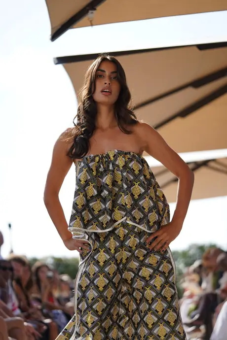 Roubs Style, 9 August 2026, show 4, Runway. Frame J-MOWL