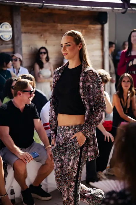 Roubs Style, 9 August 2026, show 4, Runway. Frame 9FLJMH