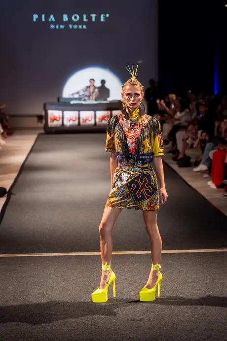 Pia Bolte, 8 August 2026, show 6, Runway. Frame BMMWSE