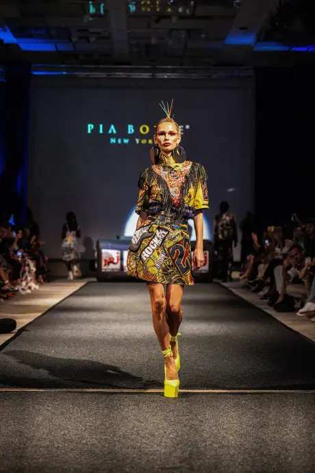 Pia Bolte, 8 August 2026, show 6, Runway. Frame YTXAJP