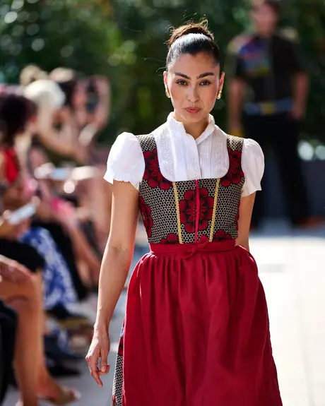 Roubs Style, 9 August 2026, show 4, Runway. Frame Y7X429