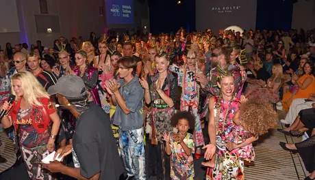 8 August 2026, show 6, Runway. Frame STFEFA