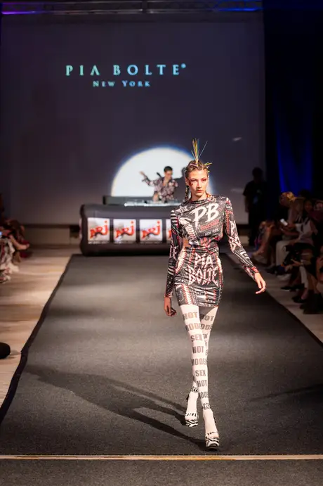 Pia Bolte, 8 August 2026, show 6, Runway. Frame 3RYMCT