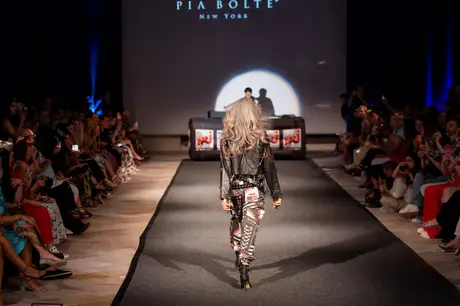 Pia Bolte, 8 August 2026, show 6, Runway. Frame B1GJV8