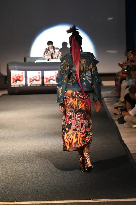 8 August 2026, show 6, Runway. Frame JZF0AE