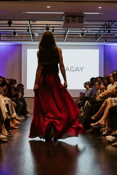 8 August 2026, show 5, Runway. Frame 3FKAZV
