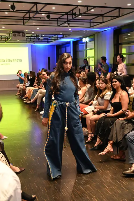 8 August 2026, show 2, Runway. Frame HQQY0Z