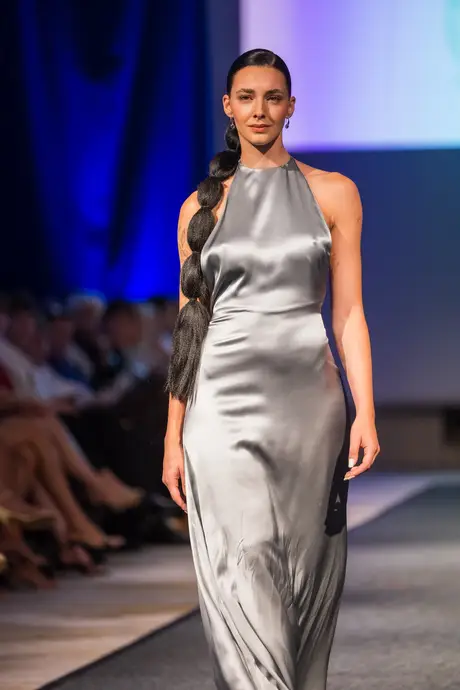 Melisande, 7 August 2026, show 2, Runway. Frame ID0T0F