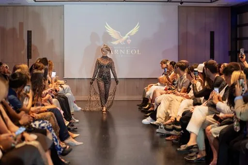 House of Karneol, 9 August 2026, show 5, Runway. Frame 45PDQ1