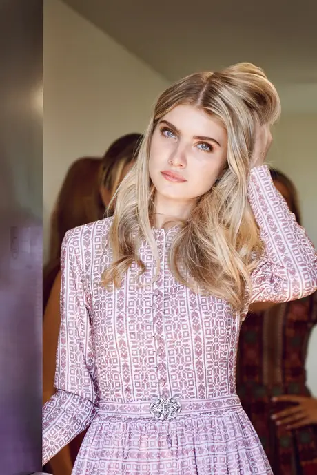 Neben den Shows, 8 August 2026. Frame 86KWHI