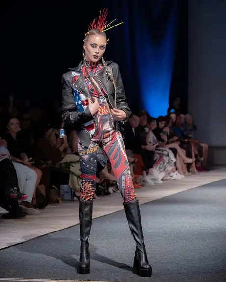 Pia Bolte, 8 August 2026, show 6, Runway. Frame K1R7HE