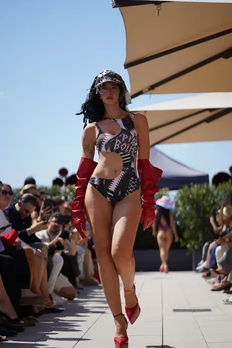 Pia Bolte, 8 August 2026, show 2, Runway. Frame 7VESA_