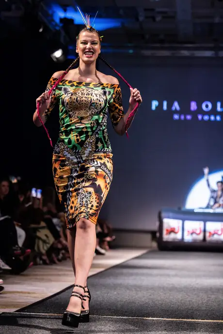 Pia Bolte, 8 August 2026, show 6, Runway. Frame XJ9JMW