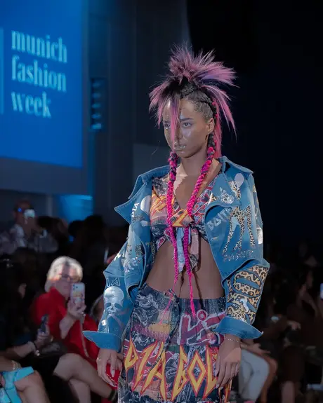 Pia Bolte, 8 August 2026, show 6, Runway. Frame HIGASC