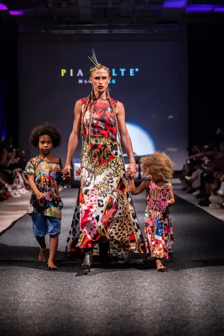 Pia Bolte, 8 August 2026, show 6, Runway. Frame X0N-A4