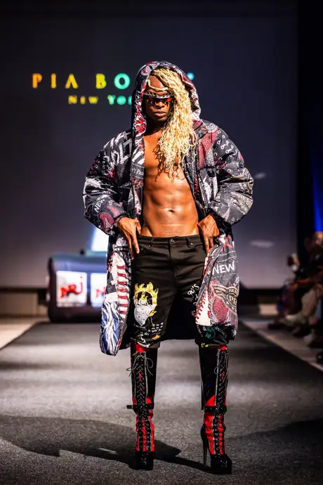Pia Bolte, 8 August 2026, show 6, Runway. Frame JIHXZP