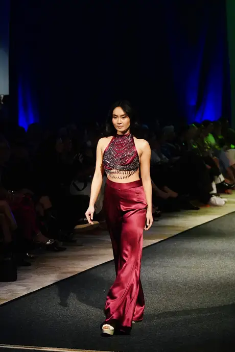 7 August 2026, show 2, Runway. Frame 3FKSZK