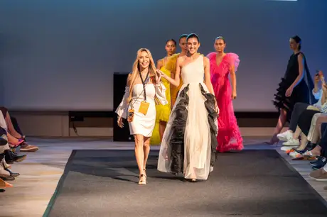 7 August 2026, show 2, Runway. Frame ZDKN7-