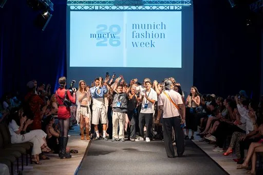 Joelle Jacobs x Holsta, 9 August 2026, show 6, Runway. Frame UEZFZ_
