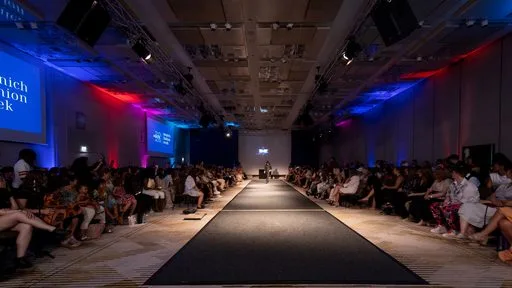 Joelle Jacobs x Holsta, 9 August 2026, show 6, Runway. Frame KAX7Z0