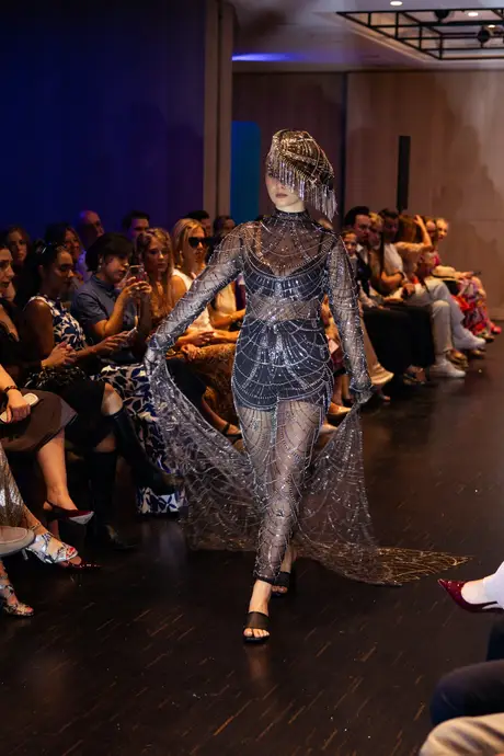 House of Karneol, 9 August 2026, show 5, Runway. Frame LBXE0O