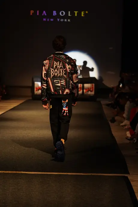 Pia Bolte, 8 August 2026, show 6, Runway. Frame R4FXK6