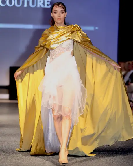 7 August 2026, show 2, Runway. Frame JE0UNI