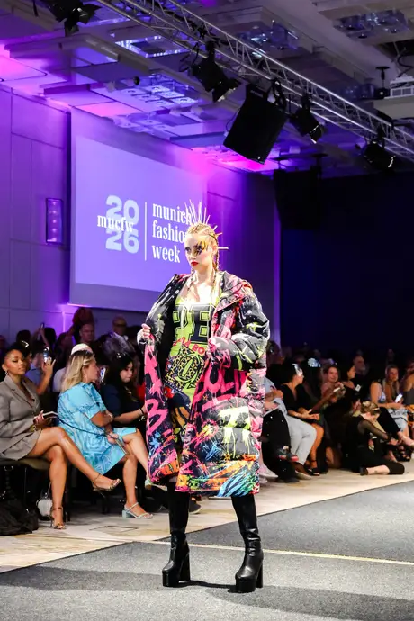 Pia Bolte, 8 August 2026, show 6, Runway. Frame OZLS-B