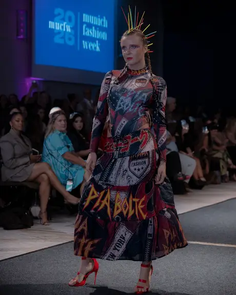 Pia Bolte, 8 August 2026, show 6, Runway. Frame V5DWUZ