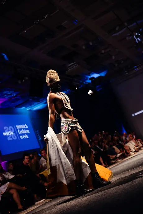 Joelle Jacobs, 9 August 2026, show 6, first of two, Runway. Frame DFMNFV