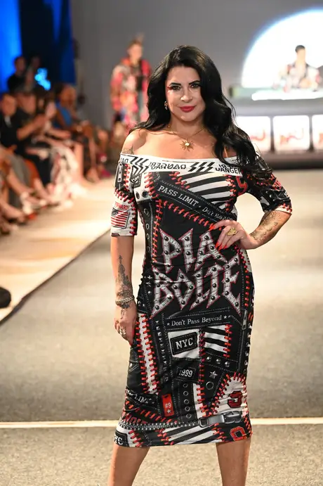 8 August 2026, show 6, Runway. Frame _IAUGG