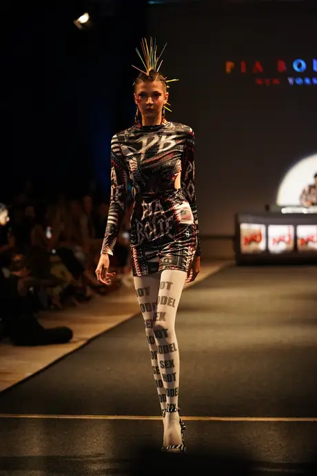 Pia Bolte, 8 August 2026, show 6, Runway. Frame 1Y7CX7