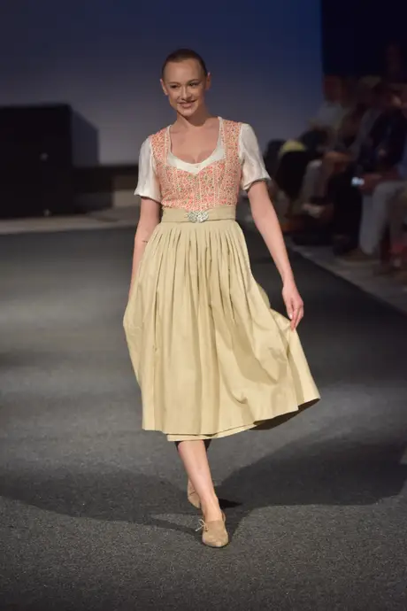 7 August 2026, show 2, Runway. Frame RHGVY4
