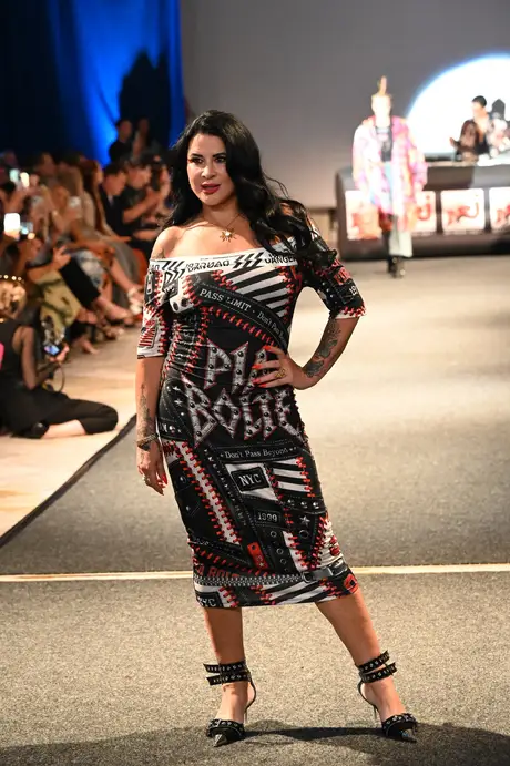 8 August 2026, show 6, Runway. Frame CH9RTB