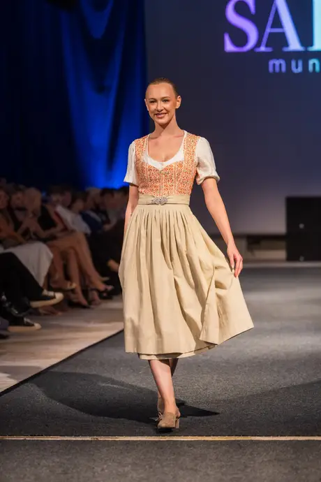 7 August 2026, show 2, Runway. Frame RLV1EP