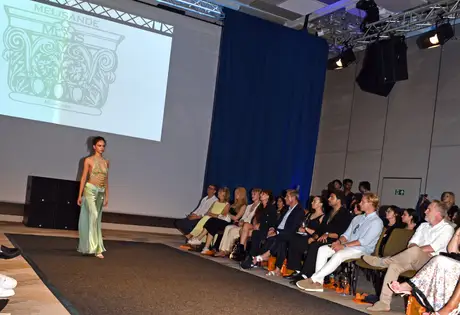 Neben den Shows, 7 August 2026. Frame RGNDC4