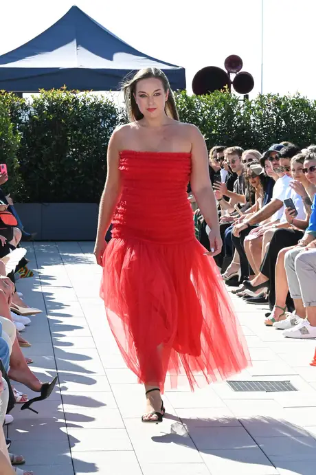 SAFAA x Lovely Kiss, 8 August 2026, show 4, Runway. Frame OAOXJY