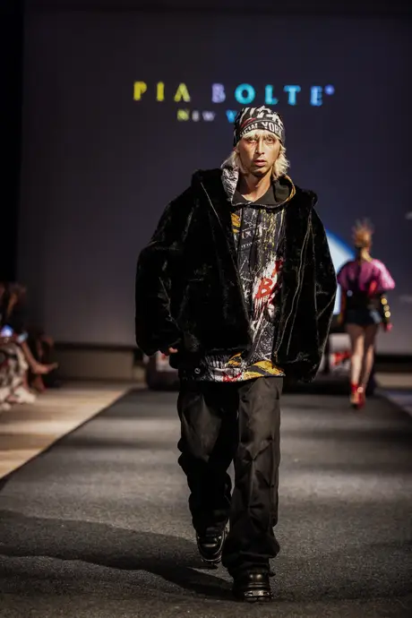 Pia Bolte, 8 August 2026, show 6, Runway. Frame 4OGWZS