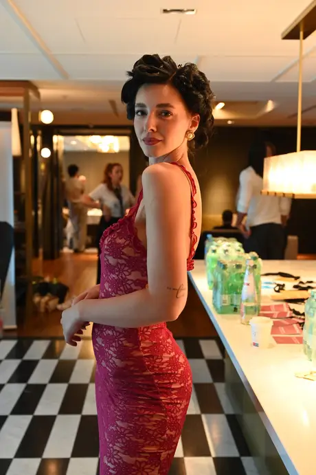 Backstage, 8 August 2026. Frame TVLUE6